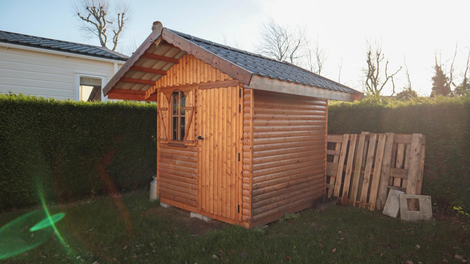 Abri de jardin en bois de sapin