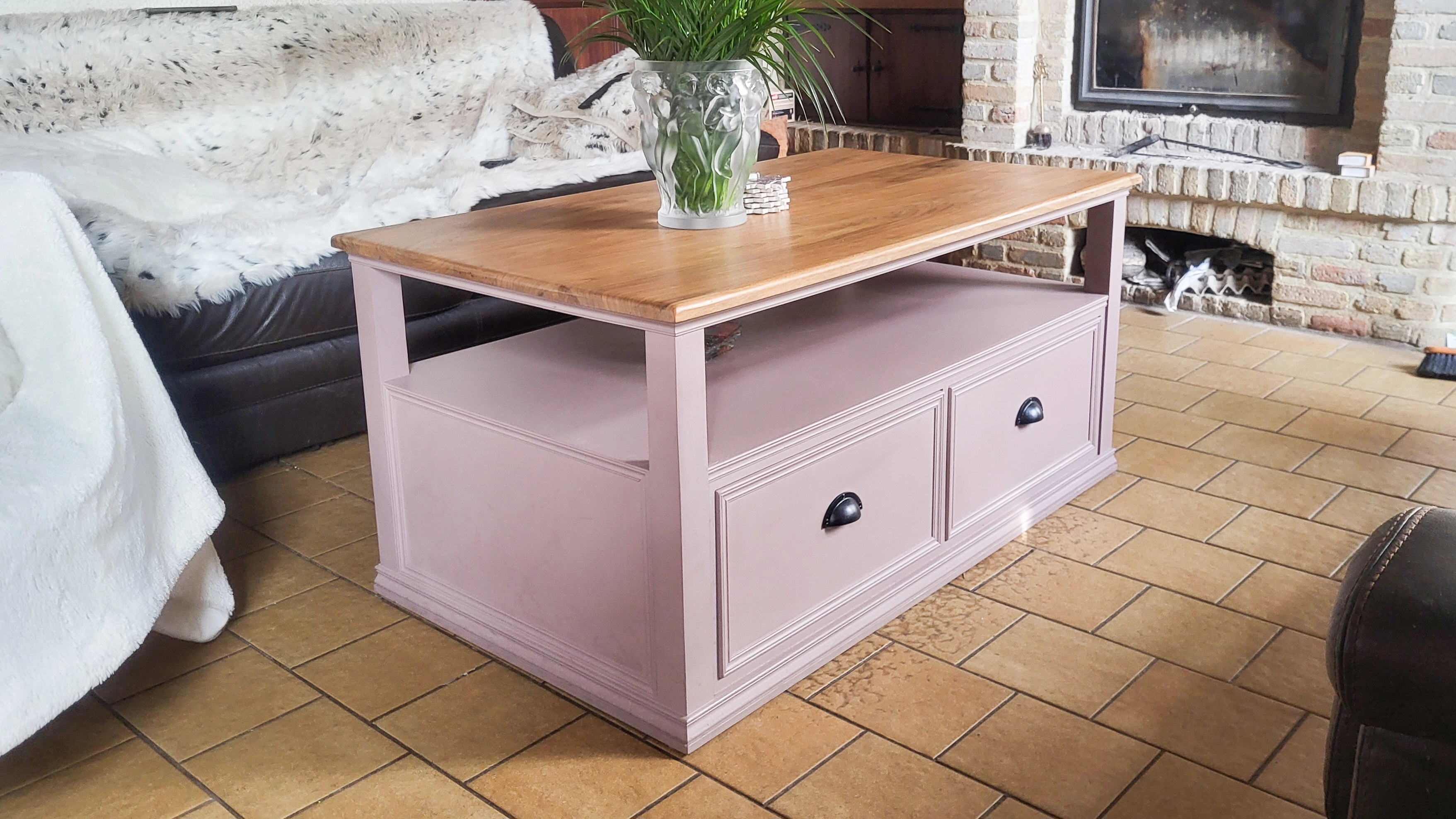 Table basse en bois de noyer